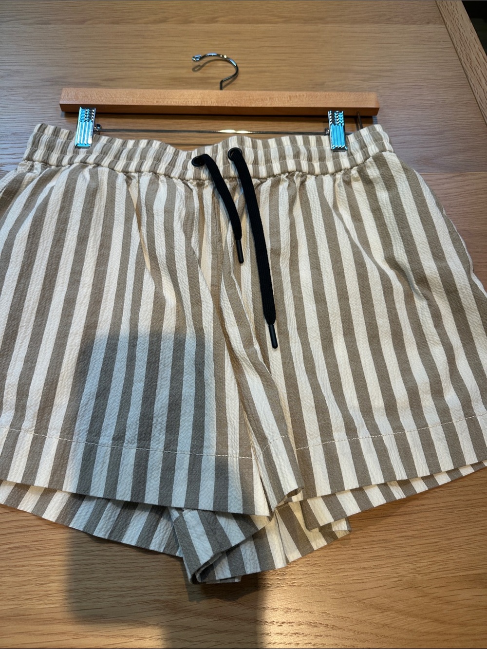 Everlane Beige and White Striped Drawstring Shorts